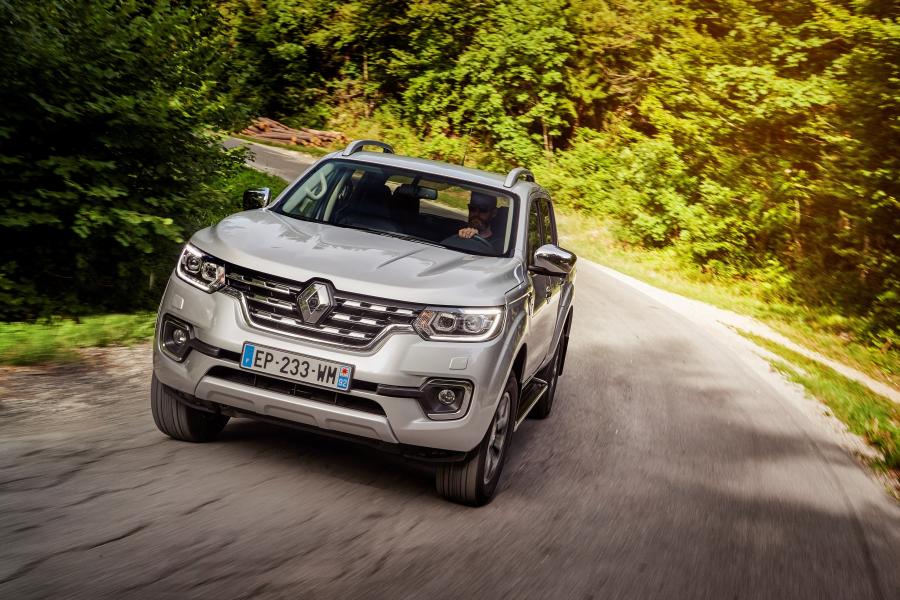  Renault Alaskan 2017 года  (WW) (фото 116 из 141)